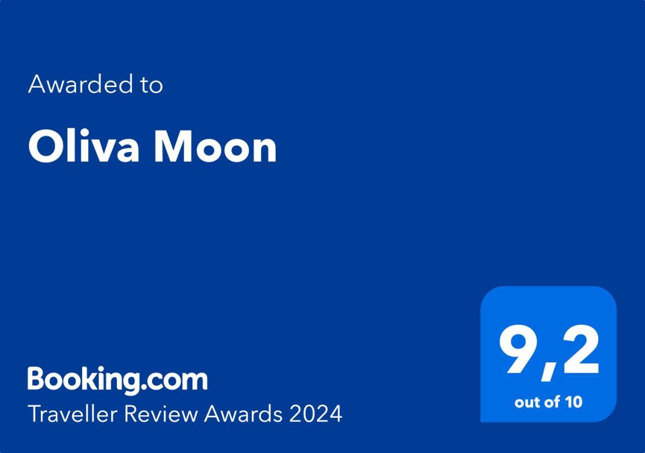 Oliva Moon Apartment Exterior photo